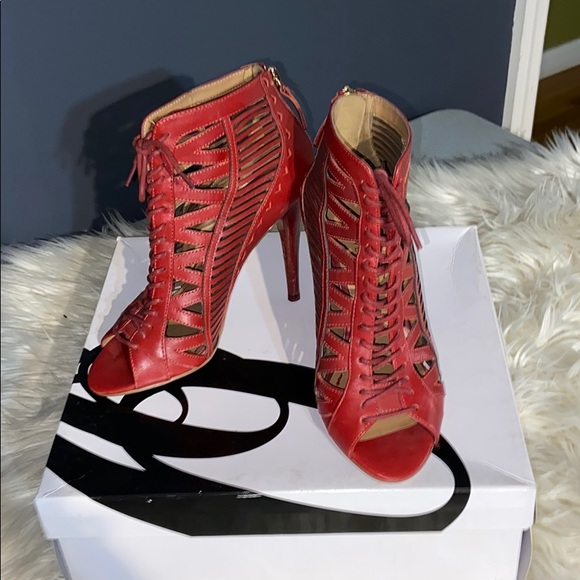 Booties - Picture 4 of 4